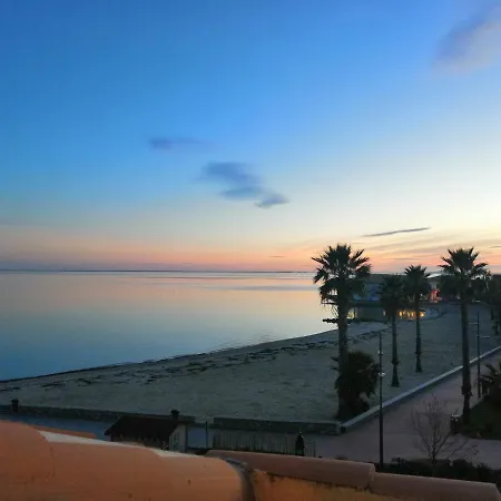 Le Sud Sur Plage Meze Exterior photo