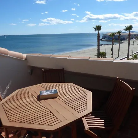 Le Sud Sur Plage Meze Exterior photo